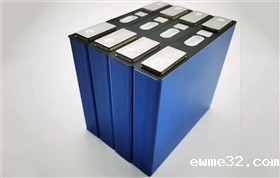 方形动力电池